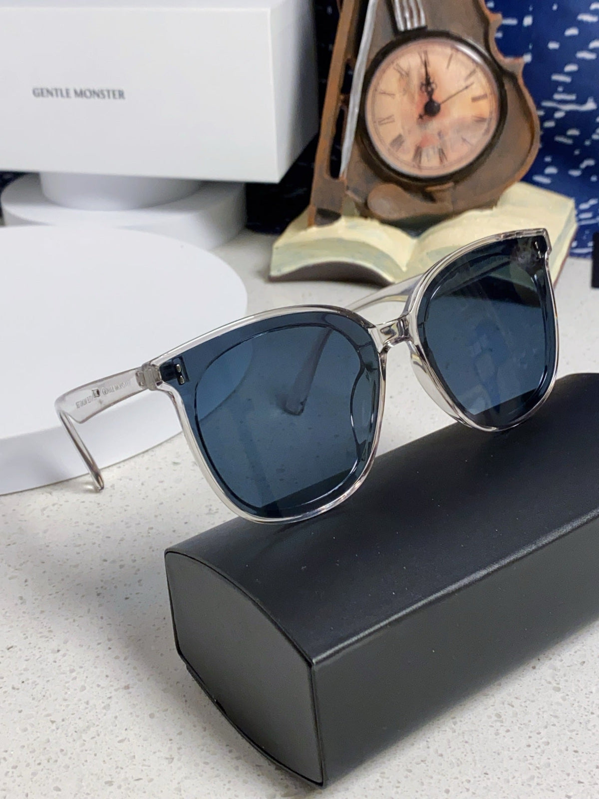Gentle Monster ROSY Square Blue Lens Sunglasses for Men & Women - 432948 - detail image 10