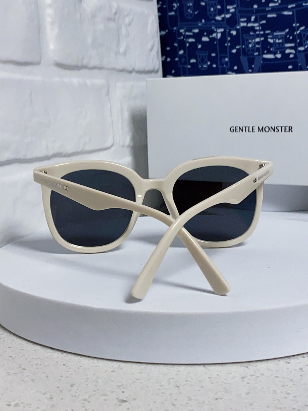 Gentle Monster ROSY Square Blue Lens Sunglasses for Men & Women - 998485 - detail image 3