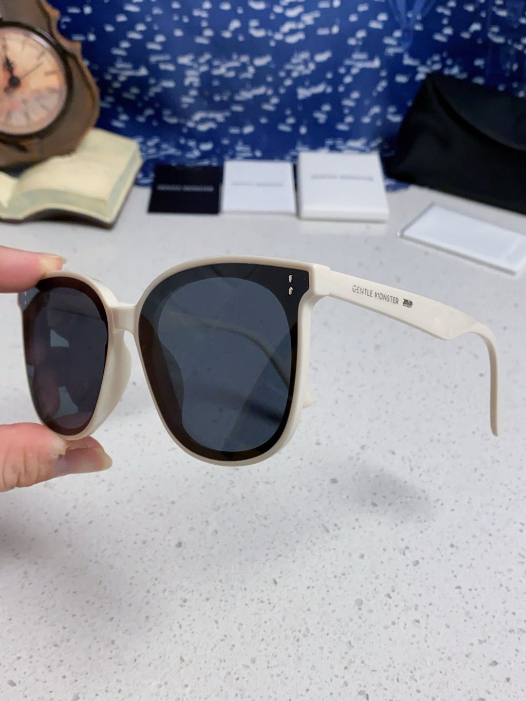Gentle Monster ROSY Square Blue Lens Sunglasses for Men & Women - 998485 - detail image 6