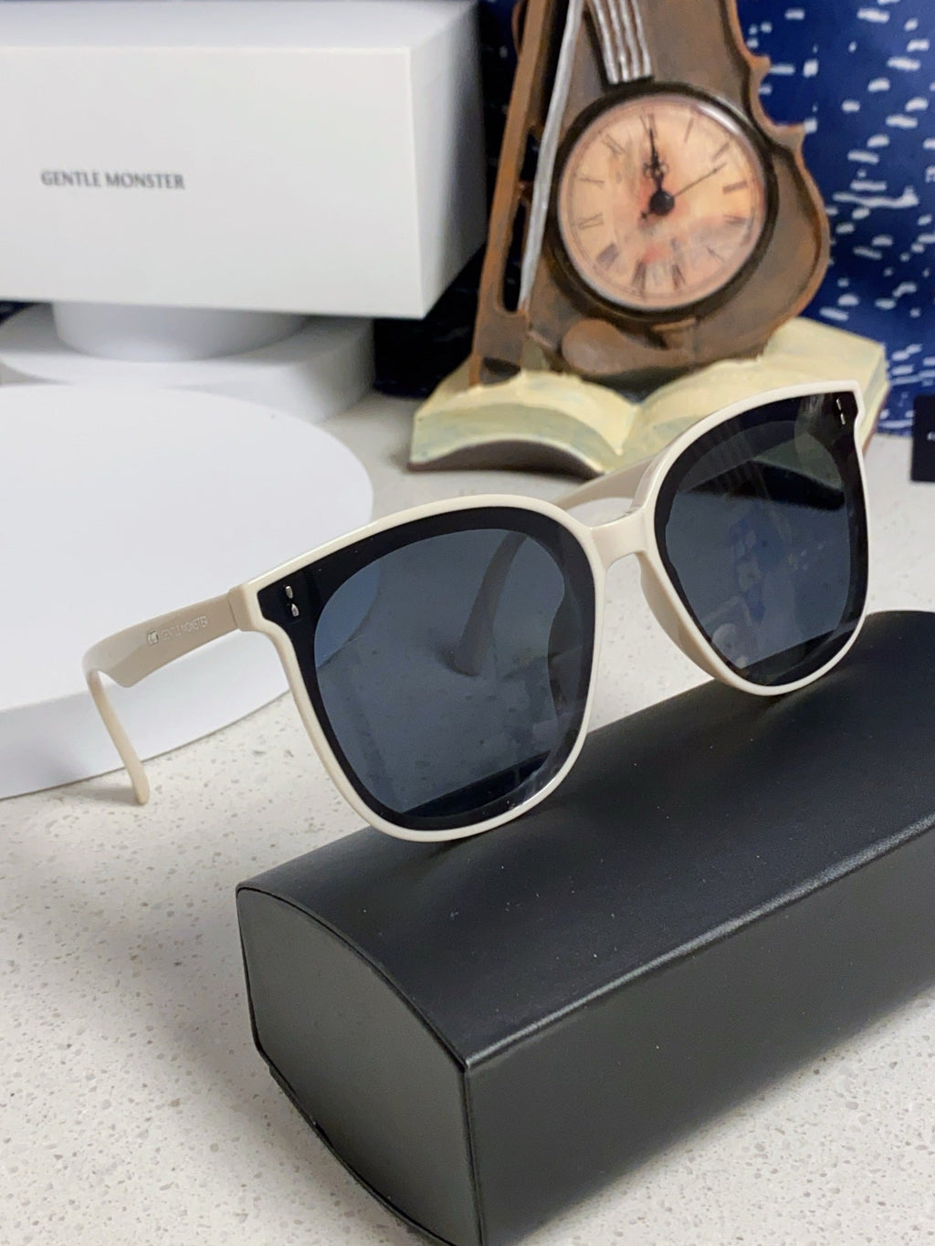 Gentle Monster ROSY Square Blue Lens Sunglasses for Men & Women - 998485 - detail image 9