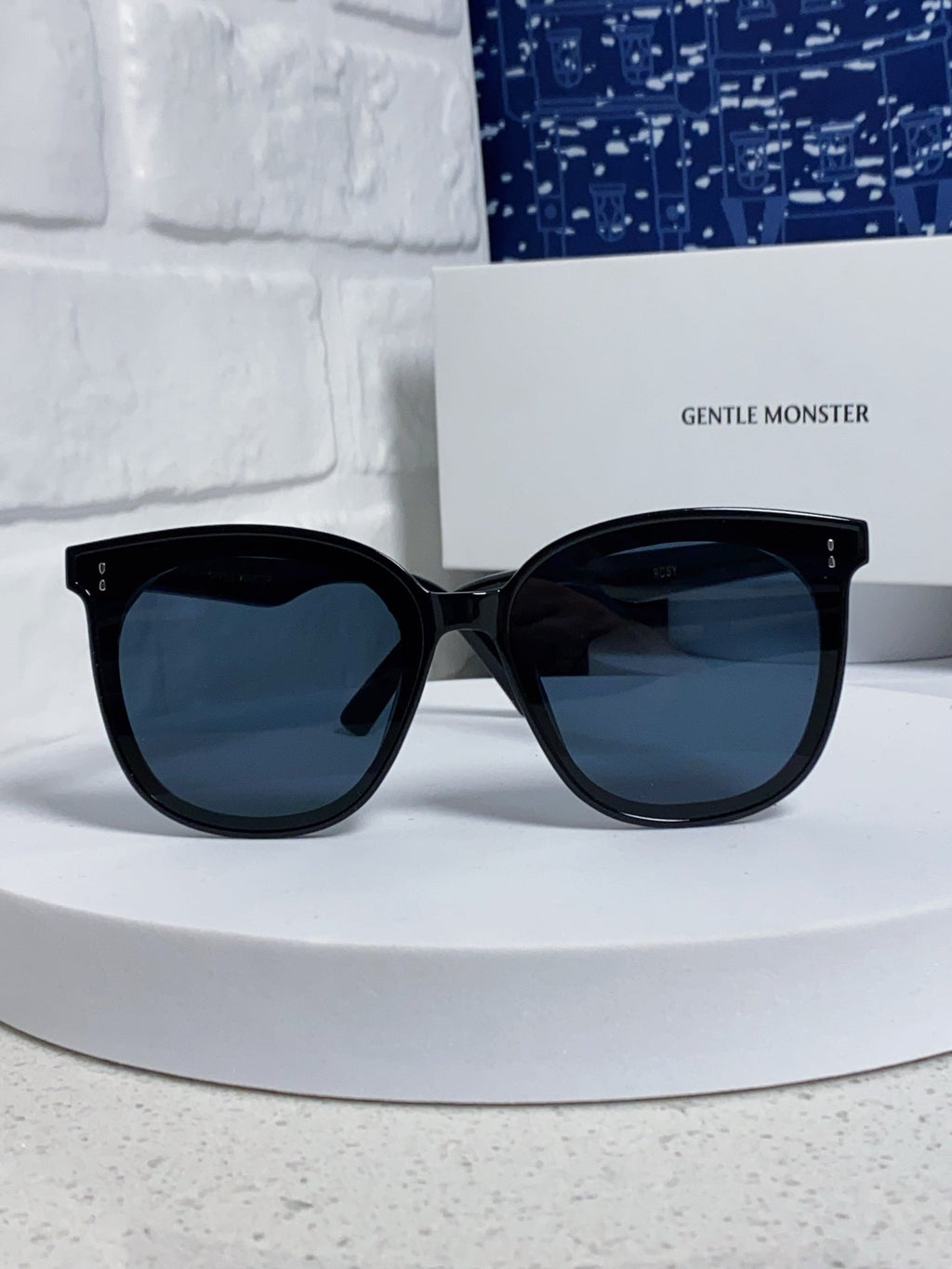 Gentle Monster ROSY Square Black Lens Sunglasses for Men & Women - 432951 - detail image 2