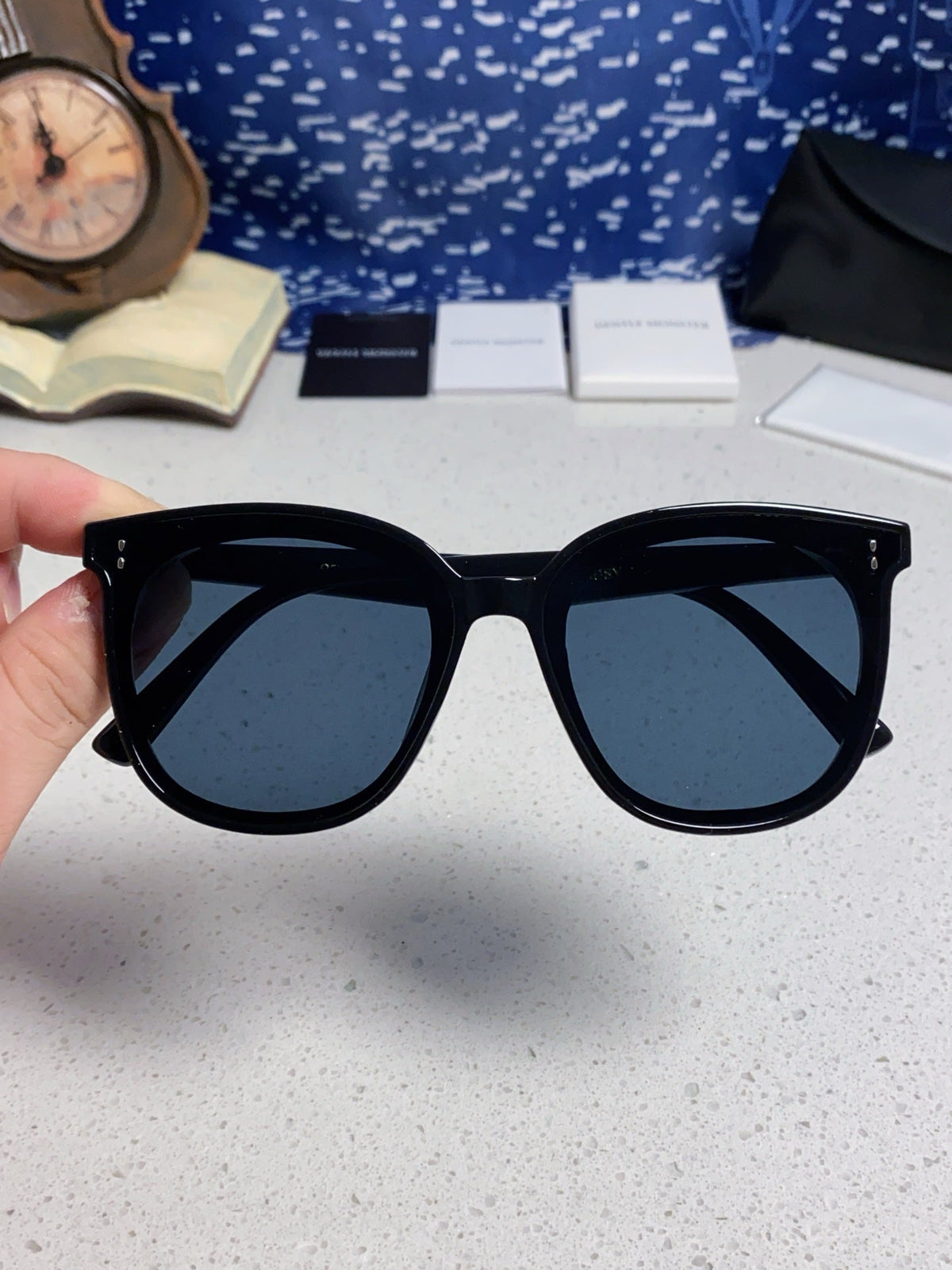 Gentle Monster ROSY Square Black Lens Sunglasses for Men & Women - 432951 - detail image 4
