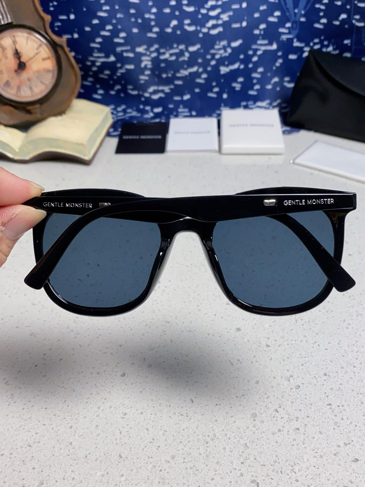 Gentle Monster ROSY Square Black Lens Sunglasses for Men & Women - 432951 - detail image 5