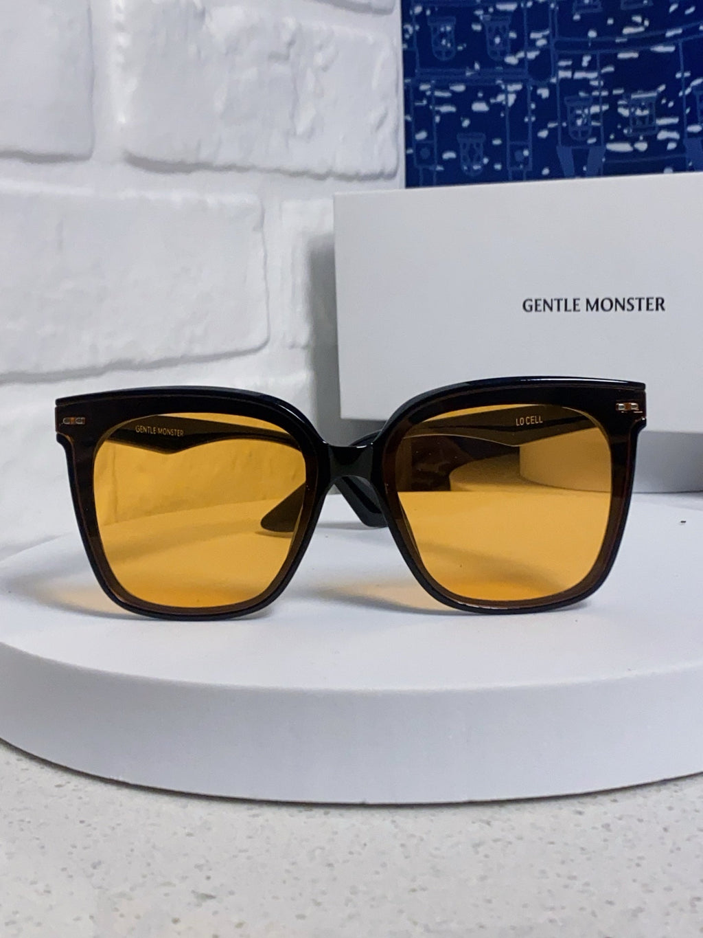 Gentle Monster LOCELL Polarized Oversized Black Lens Sunglasses - 449984 - detail image 2