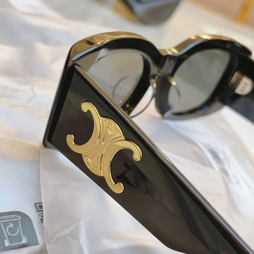 Celine CL40282U Fashion Gray Lens Sunglasses for Men & Women - detail image 5