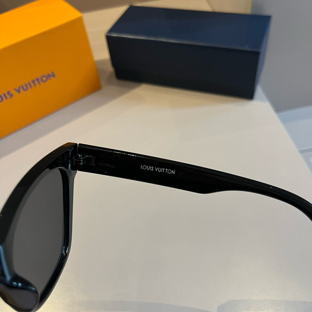Louis Vuitton Metal Fashion Gold Lens Sunglasses for Men & Women - detail image 8