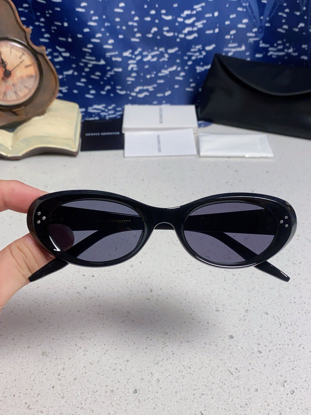 Gentle Monster COCOA Oval Black Lens Sunglasses for Men & Women - detail image 4