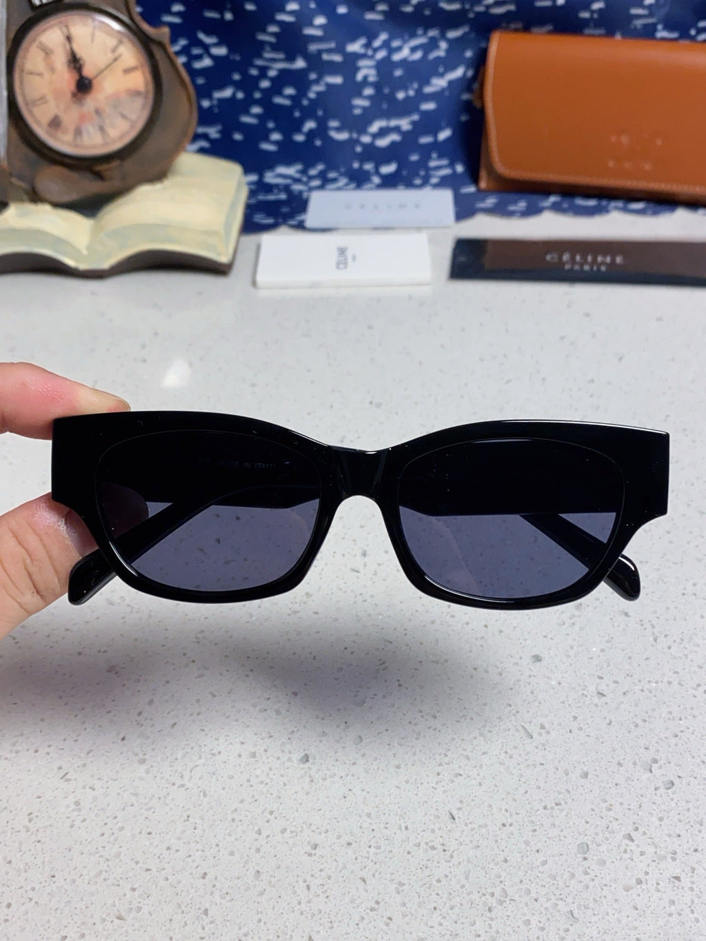 Celine Fashion Black Lens Sunglasses for Men & Women - 431992 - detail image 4