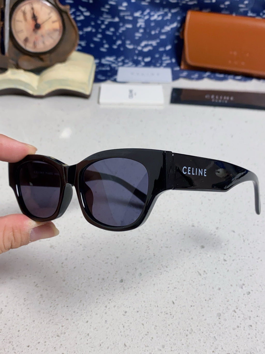 Celine Fashion Black Lens Sunglasses for Men & Women - 358288 - detail image 6