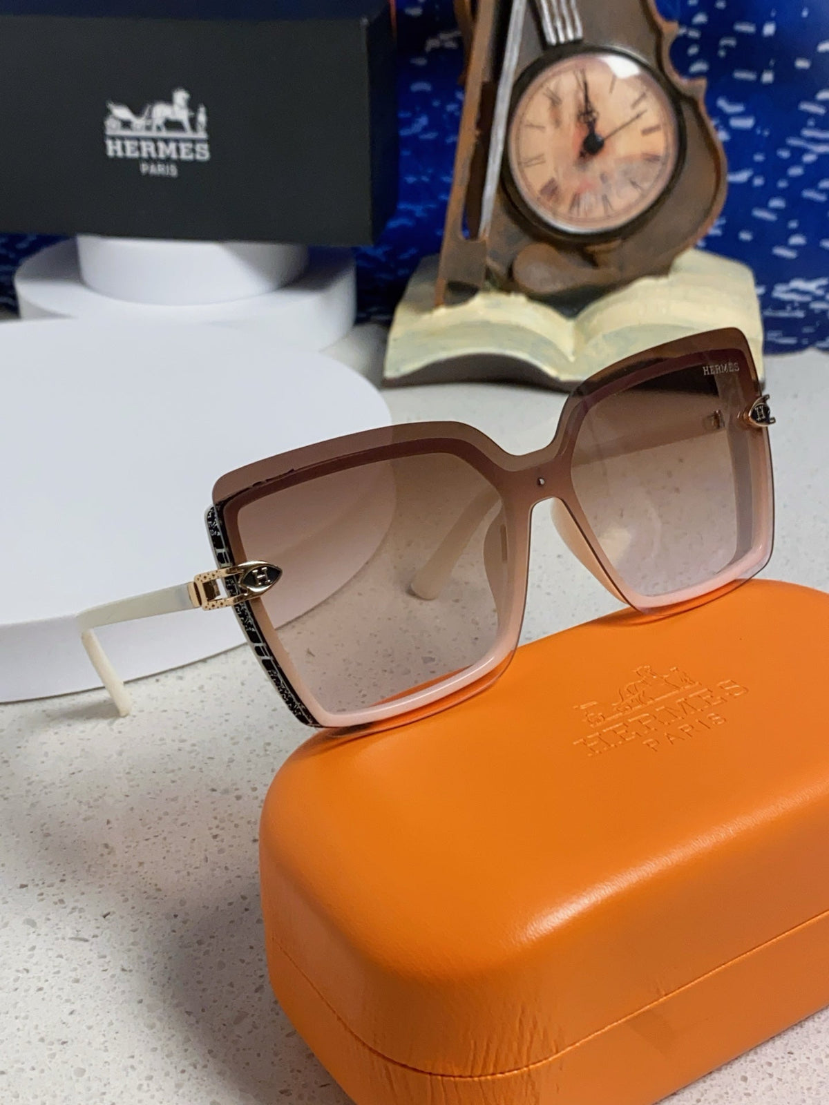 Hermès Square Brown Lens Sunglasses for Men & Women - 466431 - detail image 10