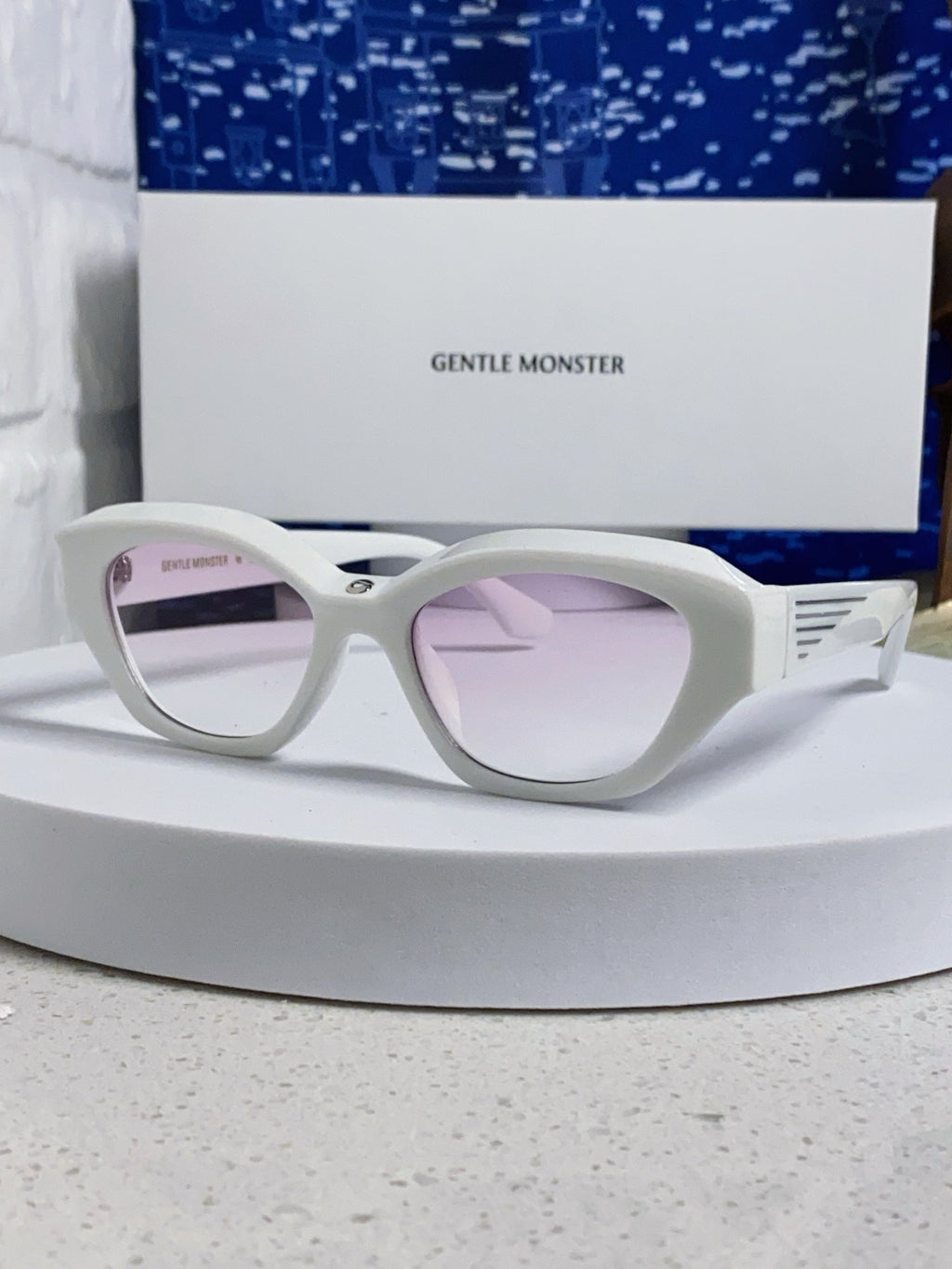 Gentle Monster Fashion Silver Lens Sunglasses for Men & Women - 466390