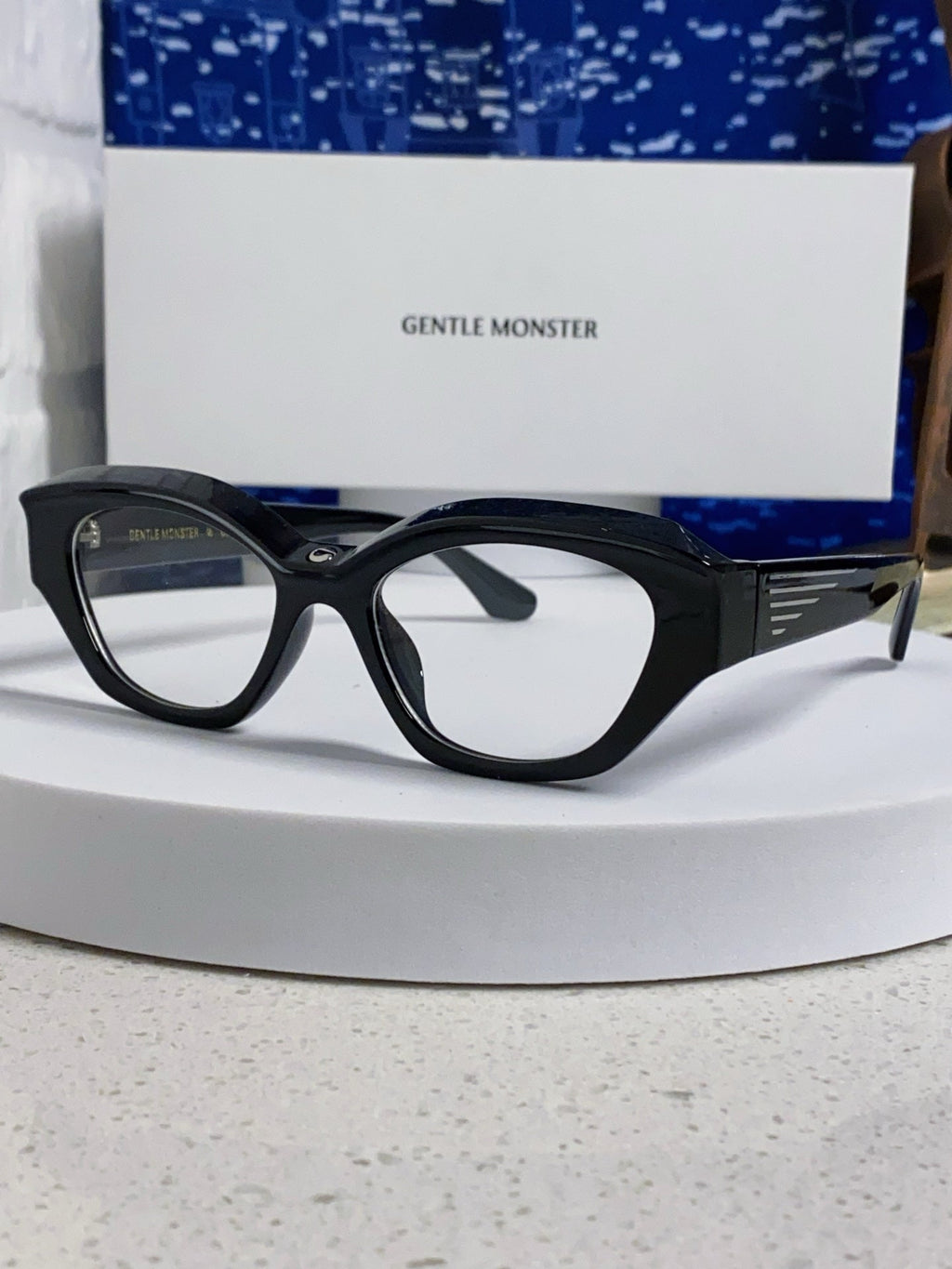 Gentle Monster Fashion Silver Lens Sunglasses for Men & Women - 466392