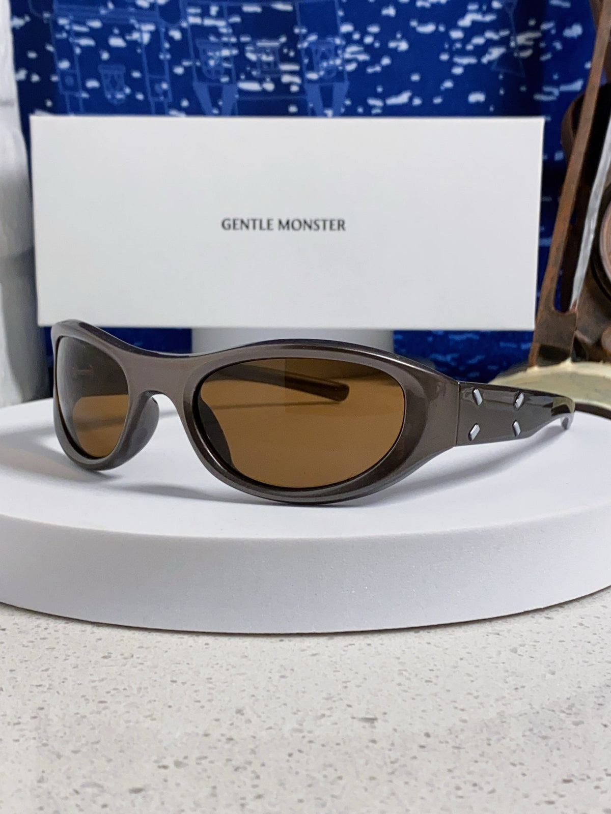 Gentle Monster MM003 Cat-Eye Brown Lens Sunglasses for Women - 416456