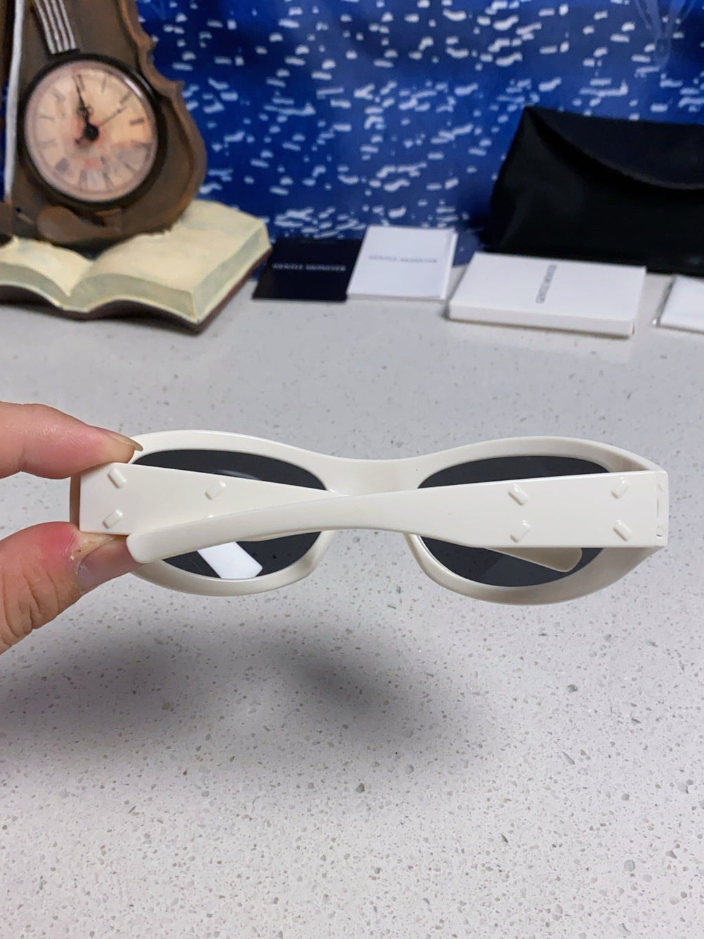 Gentle Monster MM003 Cat-Eye Silver Lens Sunglasses for Women - detail image 5