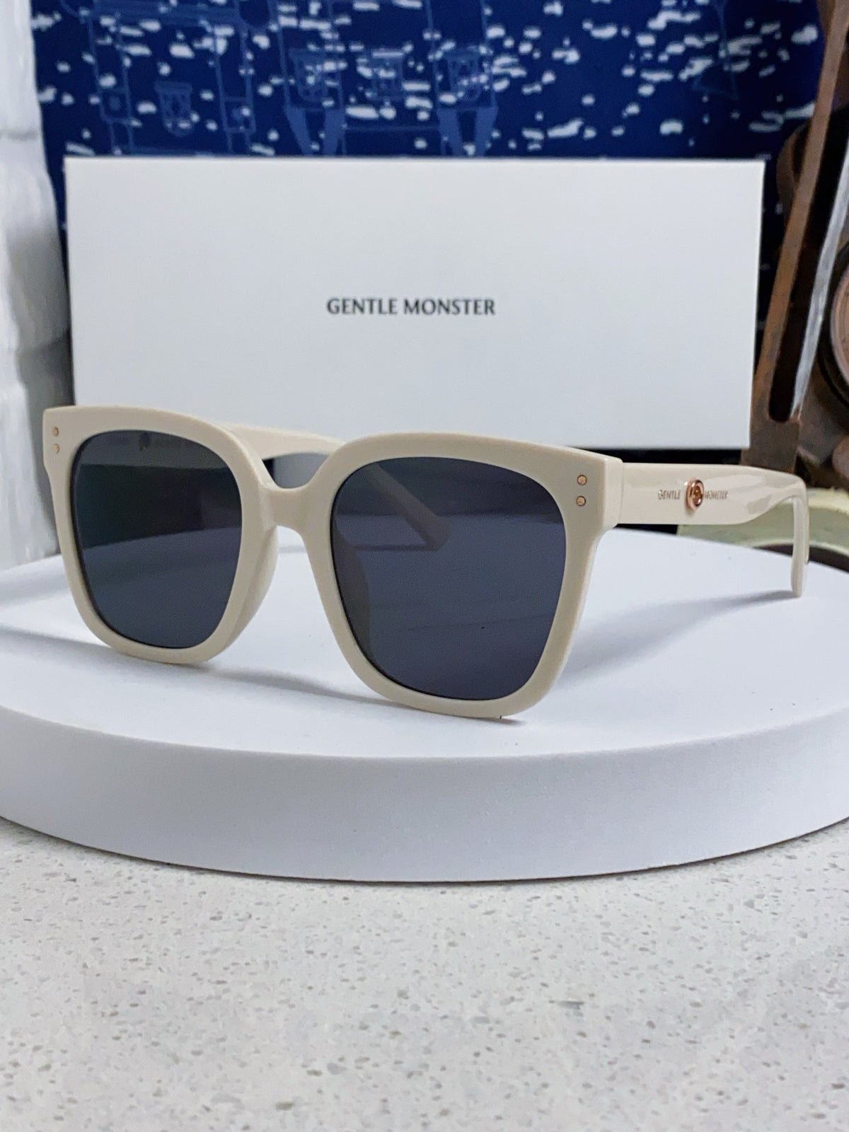 Gentle Monster KUKU Polarized Square Blue Lens Sunglasses for Women