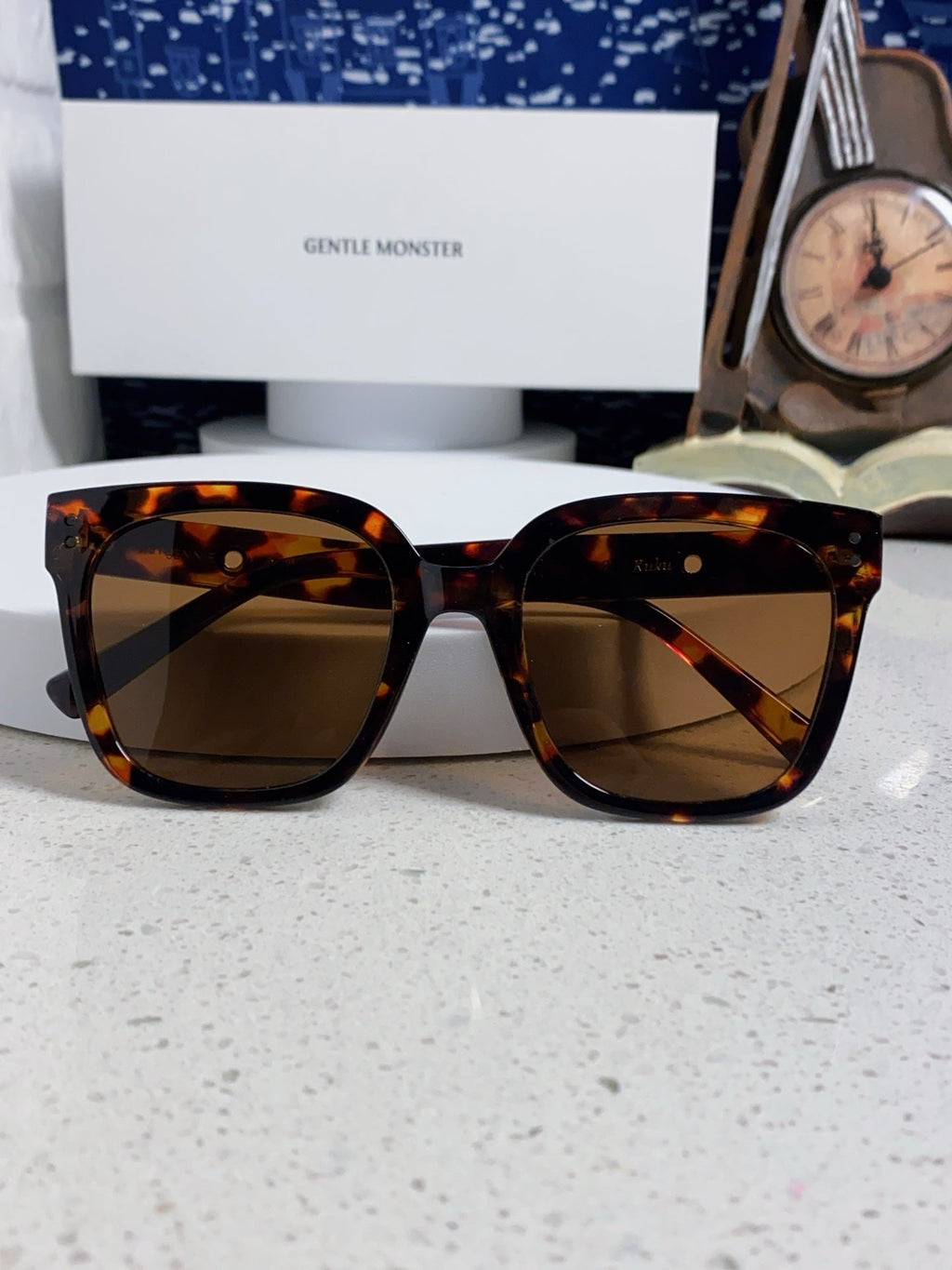 Gentle Monster KUKU Polarized Square Brown Lens Sunglasses for Women - detail image 9