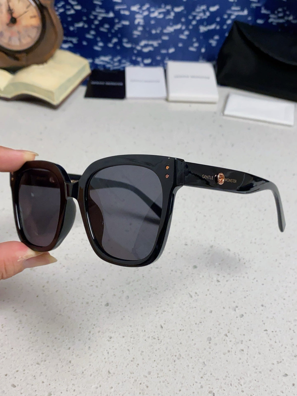 Gentle Monster KUKU Polarized Square Red Lens Sunglasses for Women - detail image 6