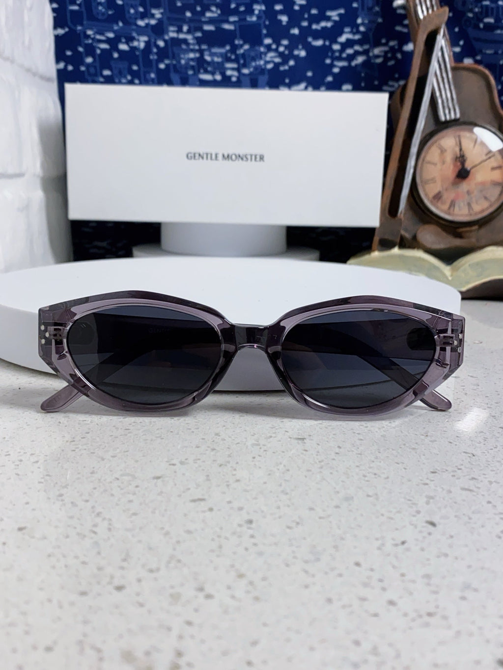 Gentle Monster DADA Cat-Eye Black Lens Sunglasses for Men & Women - 998477 - detail image 9