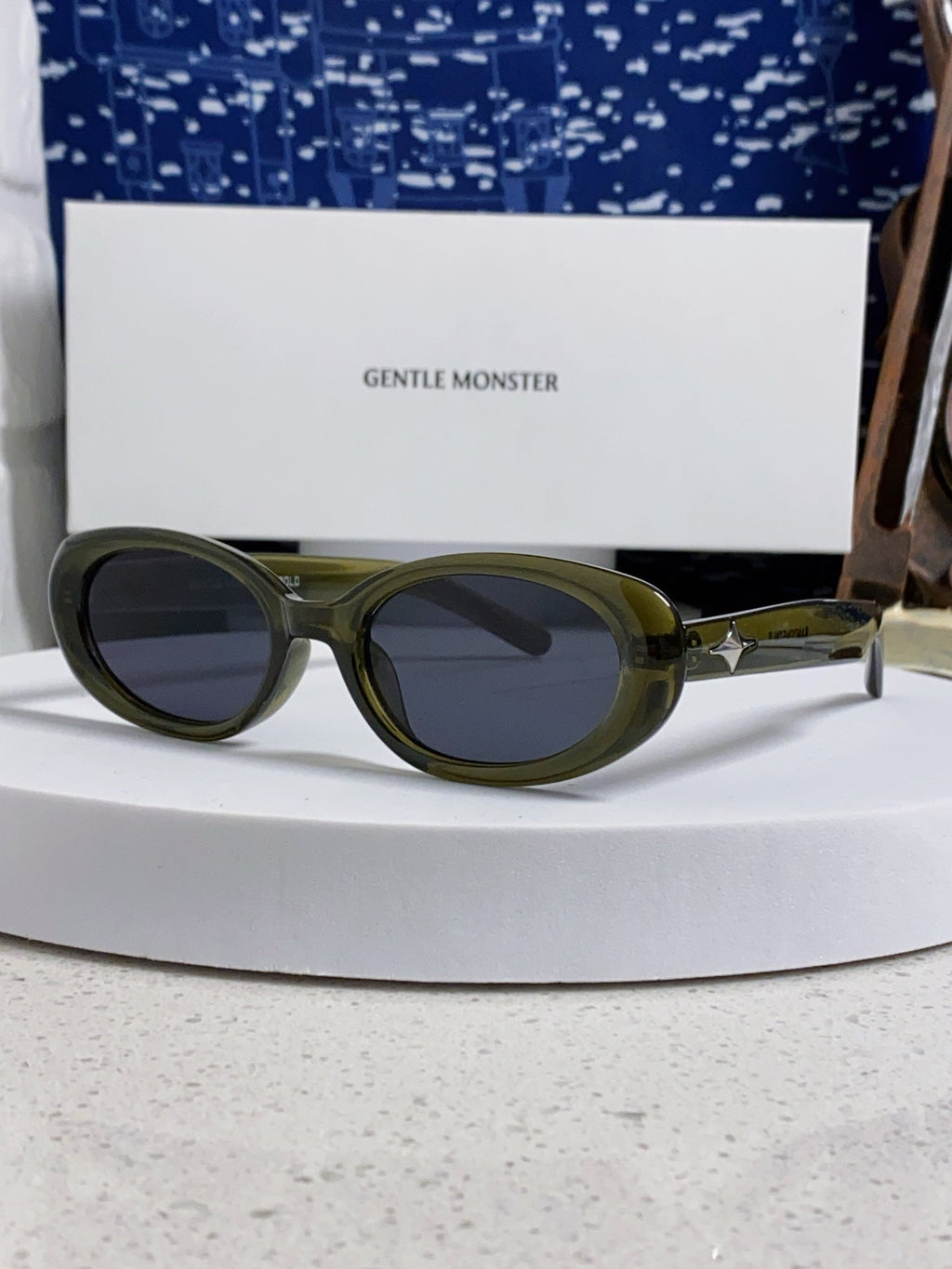 Gentle Monster BANDONA Round Black Lens Sunglasses for Men & Women - 998481