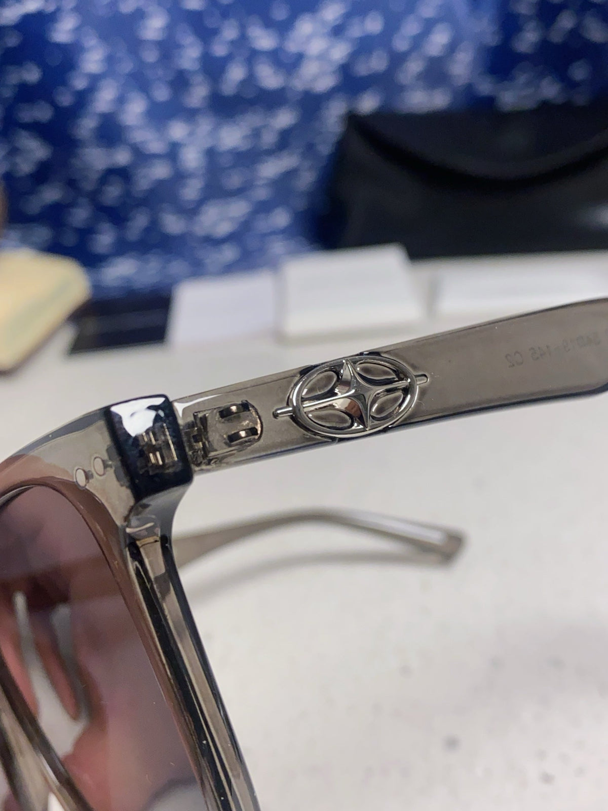 Gentle Monster Polarized Fashion Black Lens Sunglasses for Men & Wome - 488042 - detail image 7