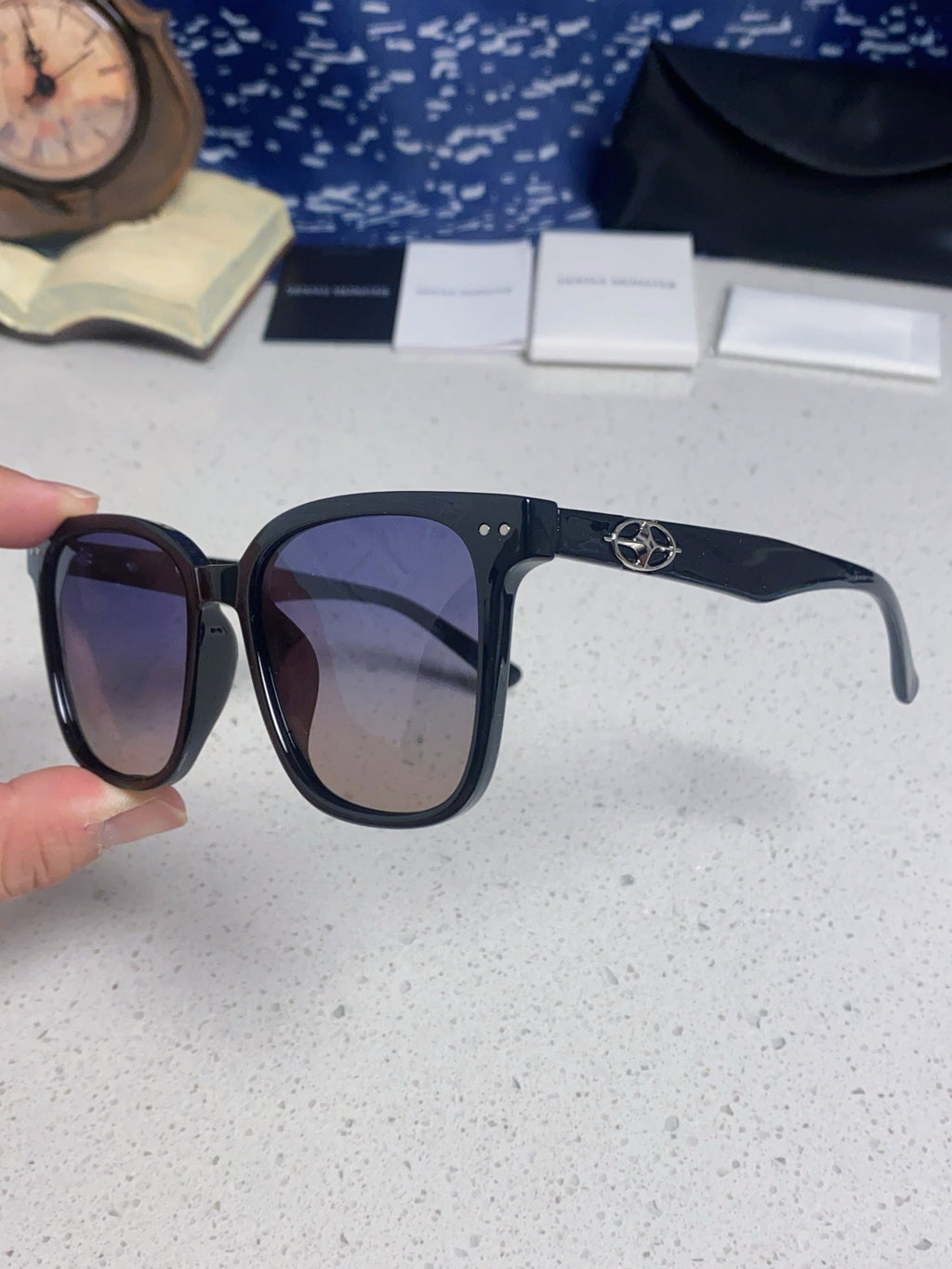 Gentle Monster Polarized Fashion Blue Lens Sunglasses for Men & Women - detail image 6