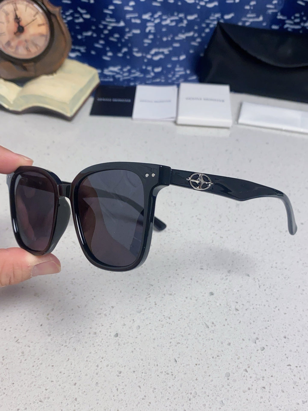 Gentle Monster Polarized Fashion Black Lens Sunglasses for Men & Wome - 358871 - detail image 6