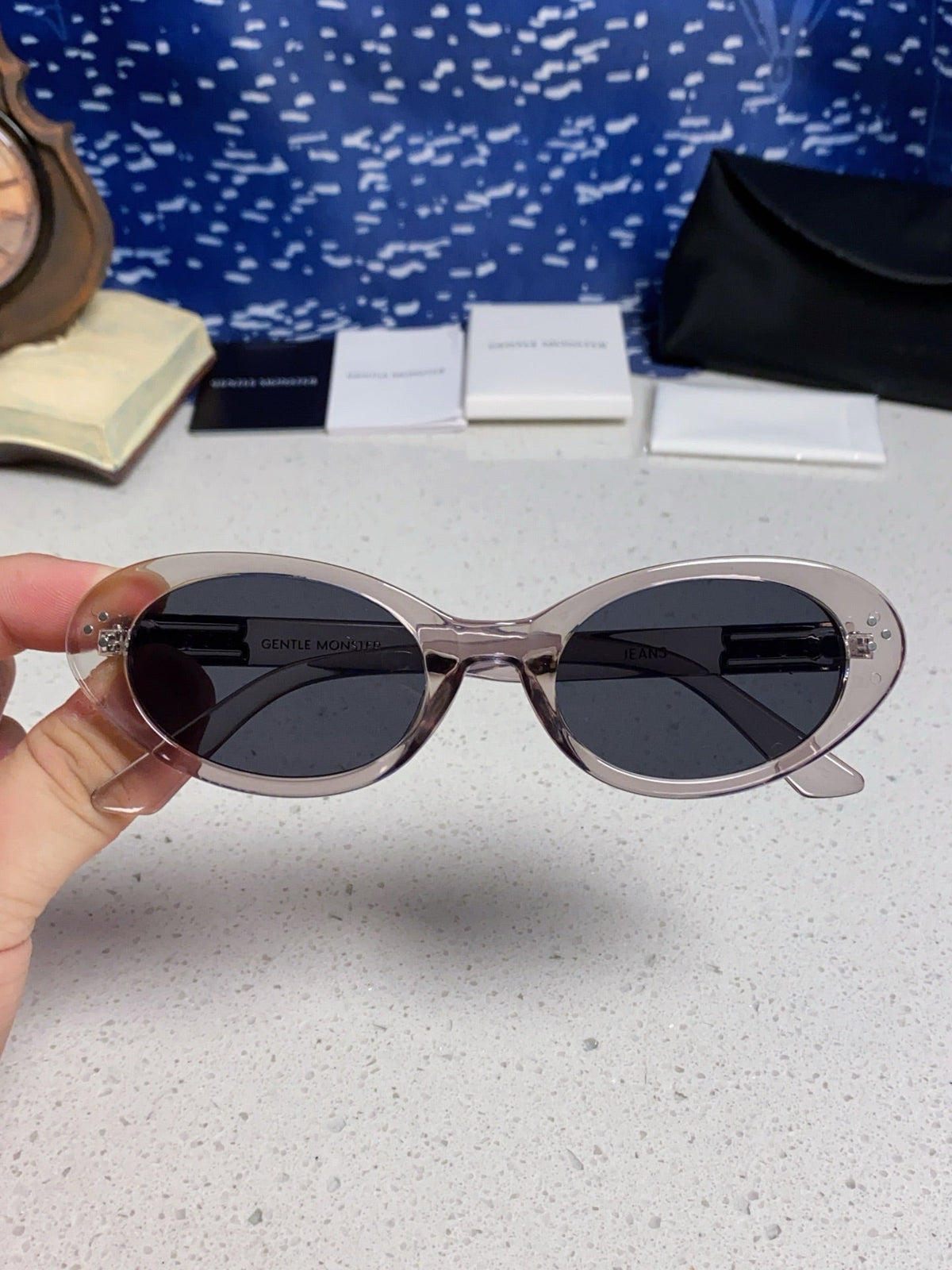 Gentle Monster JEANS Cat-Eye Silver Lens Sunglasses for Men & Women - 372603 - detail image 4
