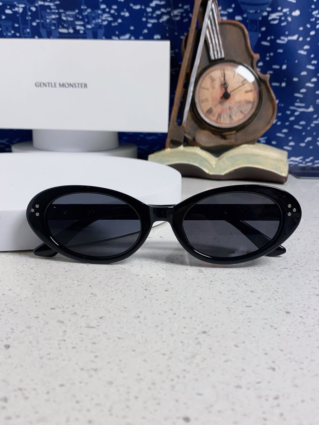 Gentle Monster JEANS Cat-Eye Black Lens Sunglasses for Men & Women - 132653 - detail image 9