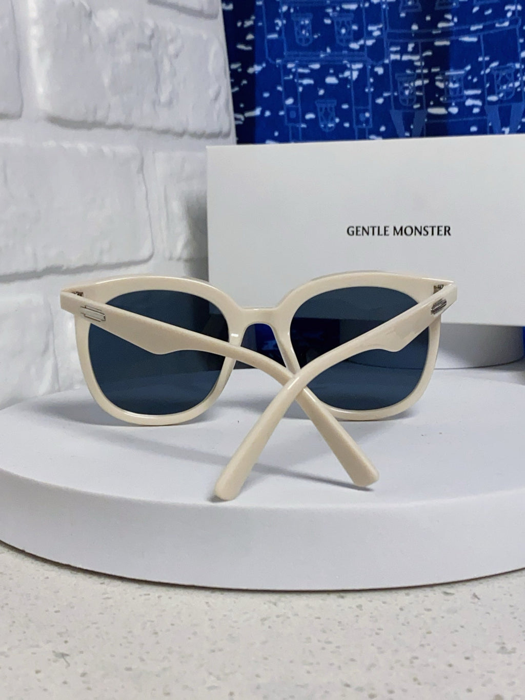 Gentle Monster JACKIE Fashion Blue Lens Sunglasses for Men & Women - detail image 3