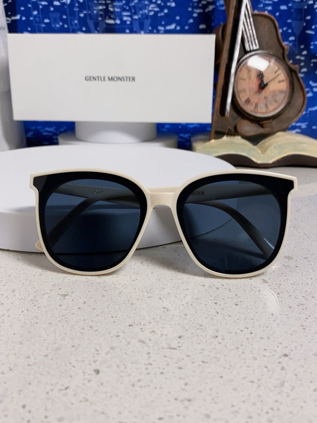 Gentle Monster JACKIE Fashion Blue Lens Sunglasses for Men & Women - detail image 9