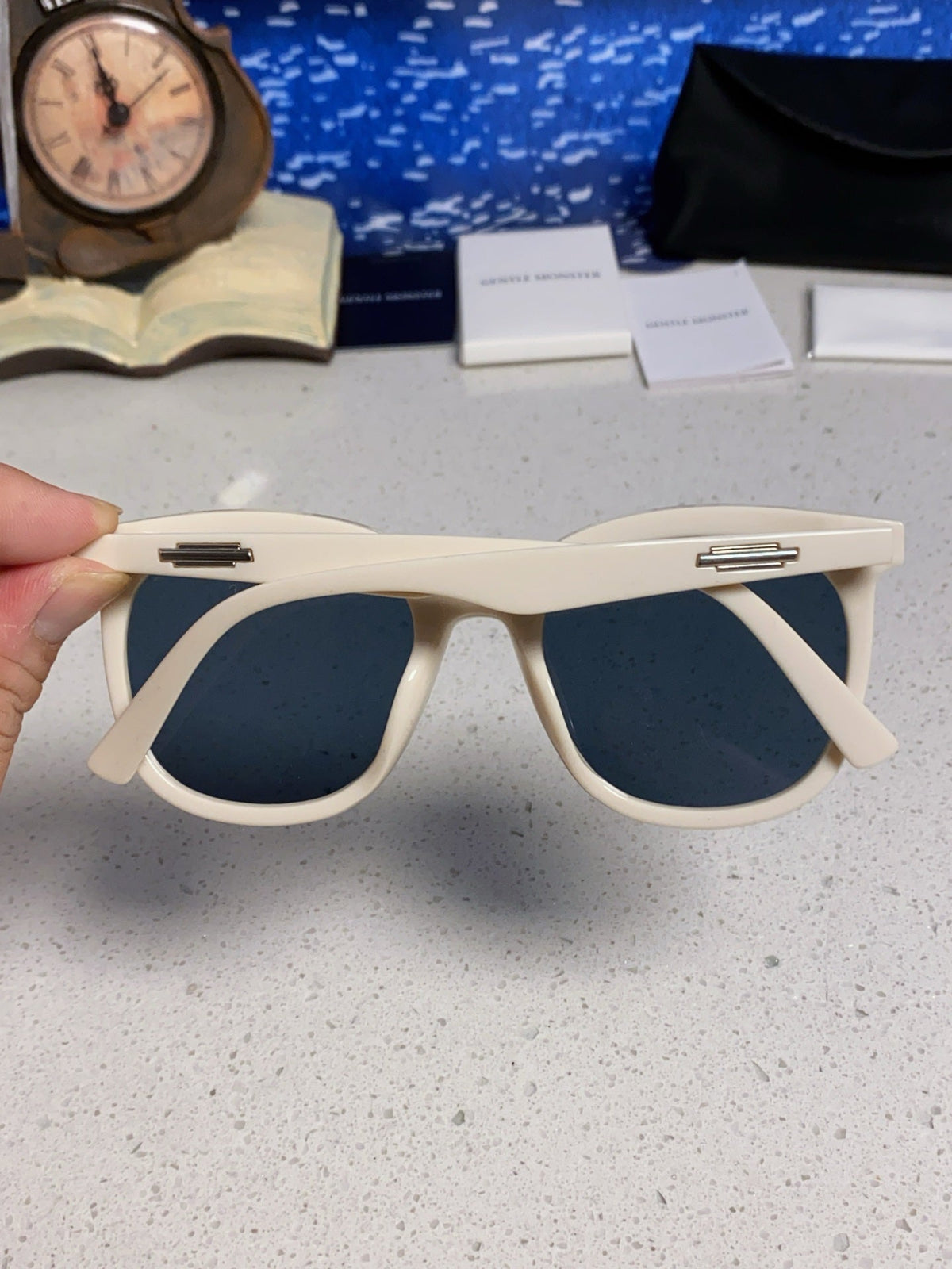 Gentle Monster JACKIE Fashion Blue Lens Sunglasses for Men & Women - detail image 5