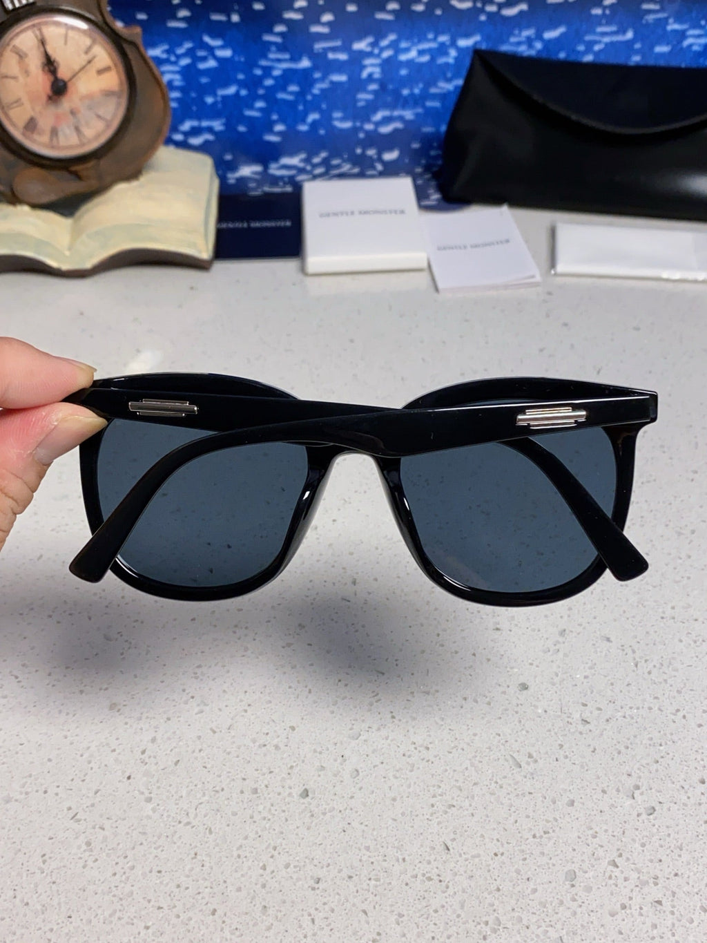 Gentle Monster JACKIE Fashion Black Lens Sunglasses for Men & Women - detail image 5