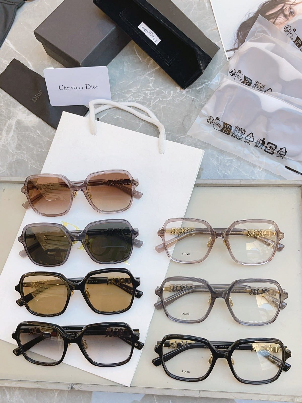 Dior DIORTREASURE Fashion Black Lens Sunglasses for Men & Women - 358247 - detail image 7