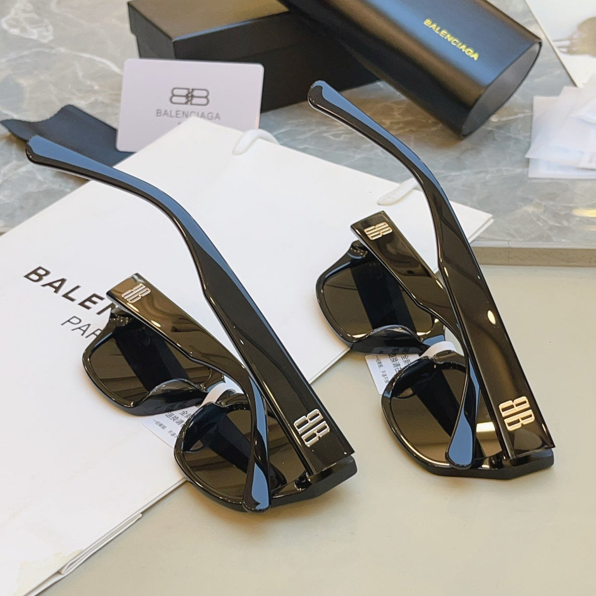 Balenciaga BB0480SK Fashion Black Lens Sunglasses for Men & Women - detail image 7