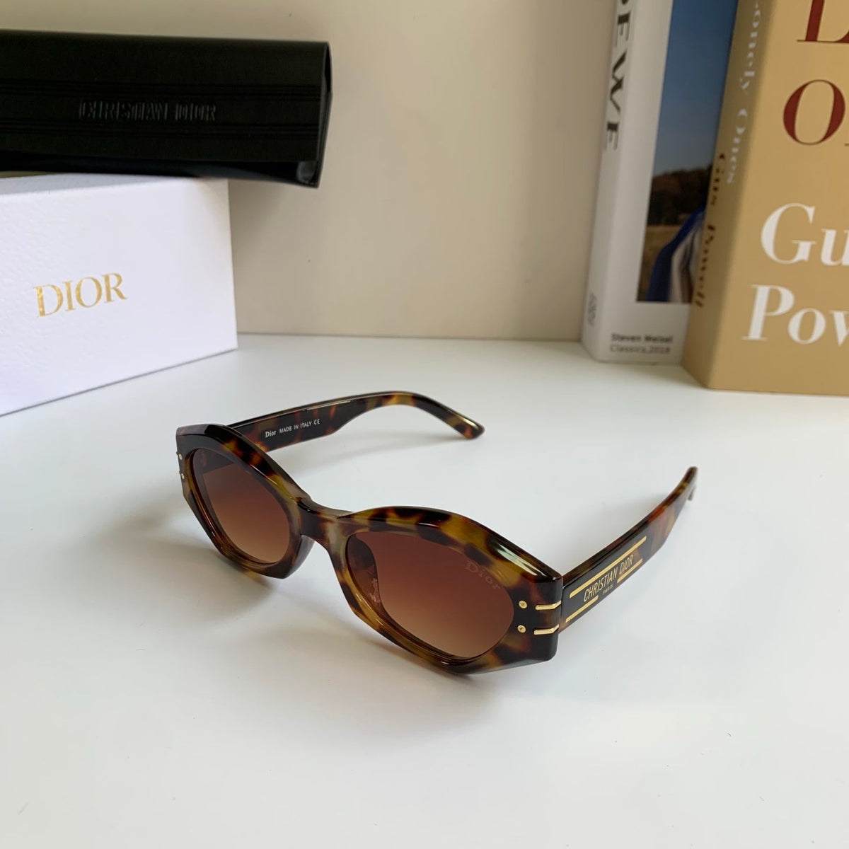 Dior Polarized Cat-Eye Black Lens Sunglasses for Men & Women - 382464 - detail image 2