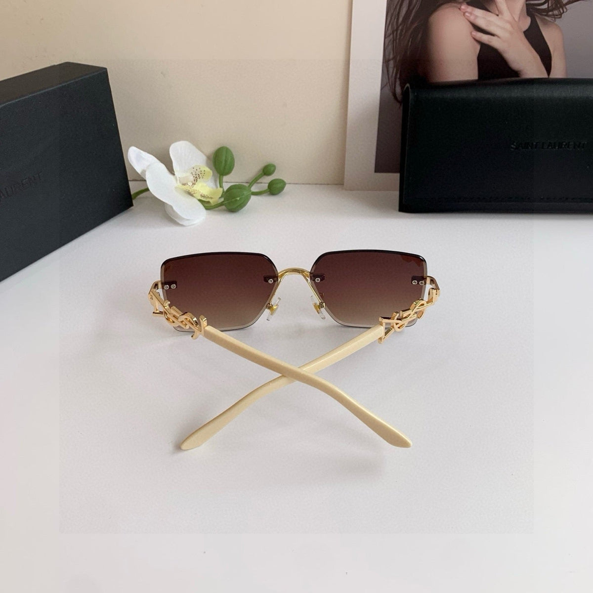 Saint Laurent Fashion Red Lens Sunglasses for Men & Women - 449192 - detail image 2